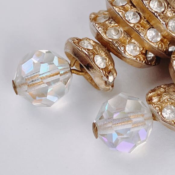 Unusual VTG Mid Century Tiered Gold Tone Clip Earrings with AB Drops Rhinestones - Picture 7 of 12